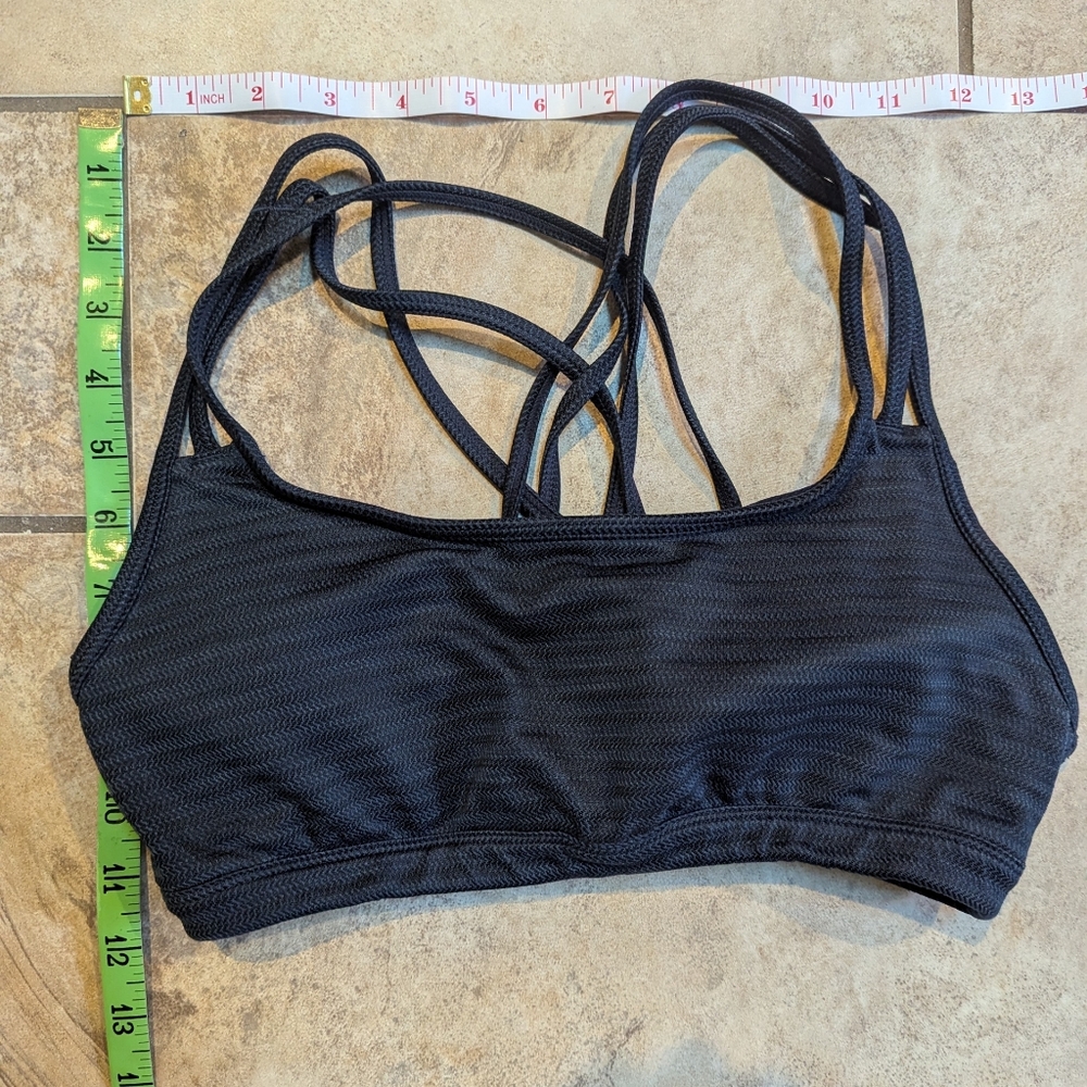 Athleta Black Strappy Sports Bra – Size S